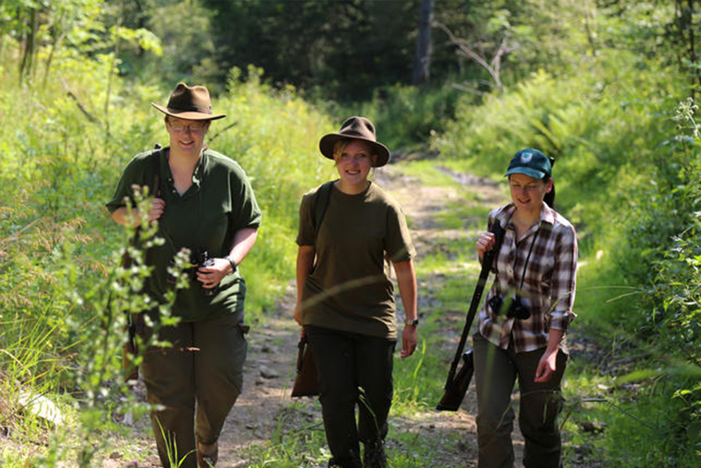 Mehr Jägerinnen und Jäger in Deutschland | JLHC